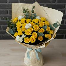 Букет цветов из:  Розы в Милославском