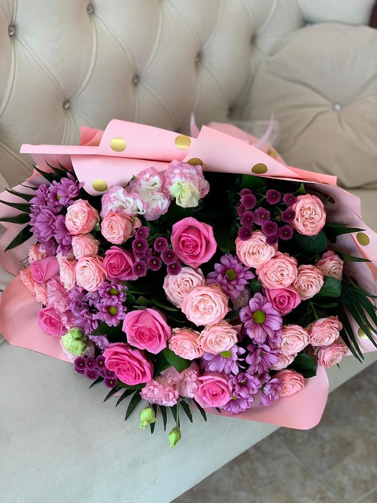 Букет цветов из: Хризантемы, Розы и Лизиантусы в Милославском