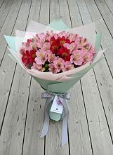 Букет цветов из:  Альстромерии #REPLACE_PRED# Милославском