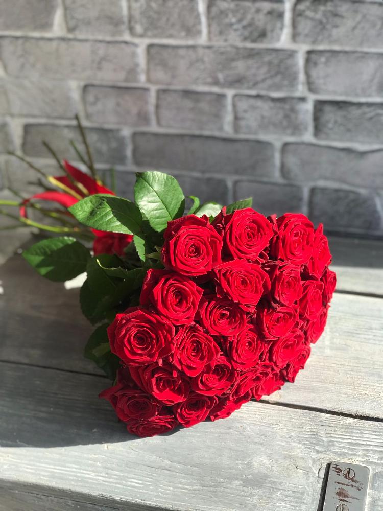 Букет Красные розы Фридом в Милославском