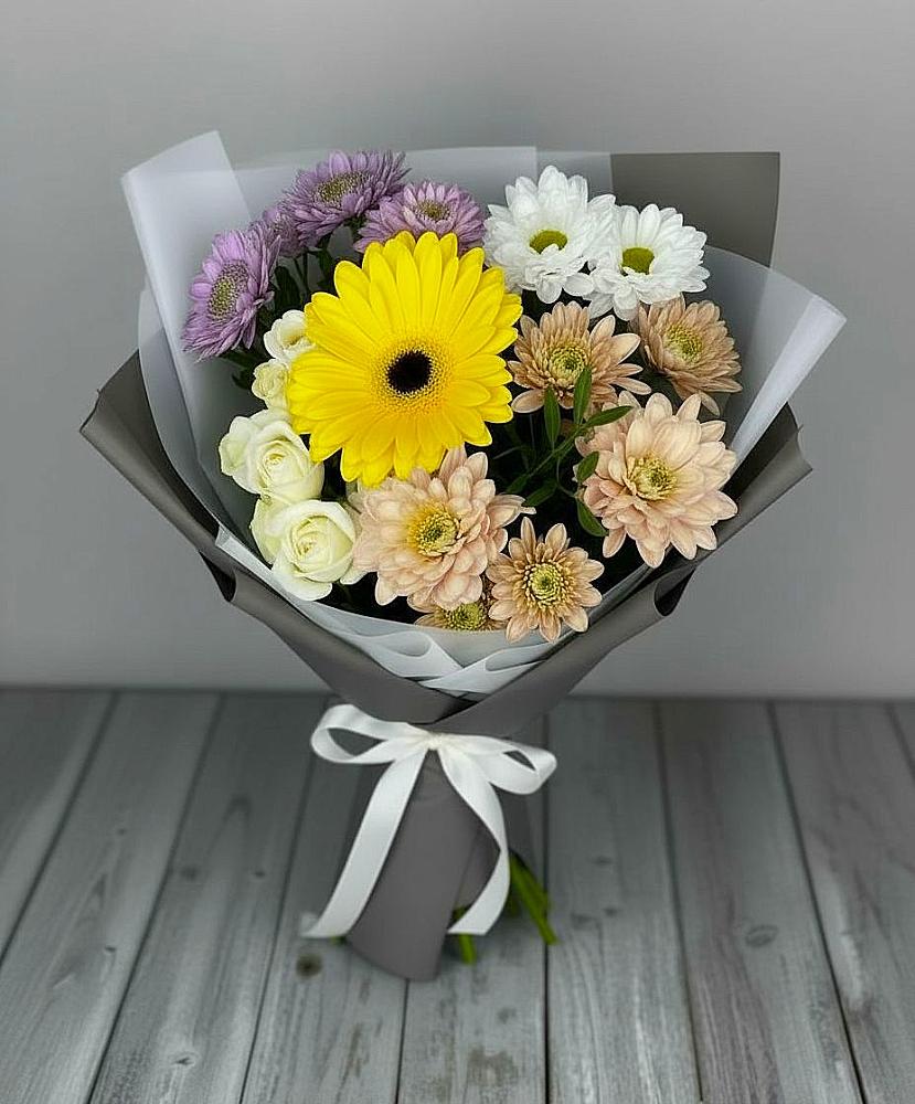 Букет цветов из: Розы, Герберы и Хризантемы в Милославском