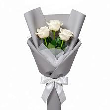 Букет 3 белые розы в Милославском