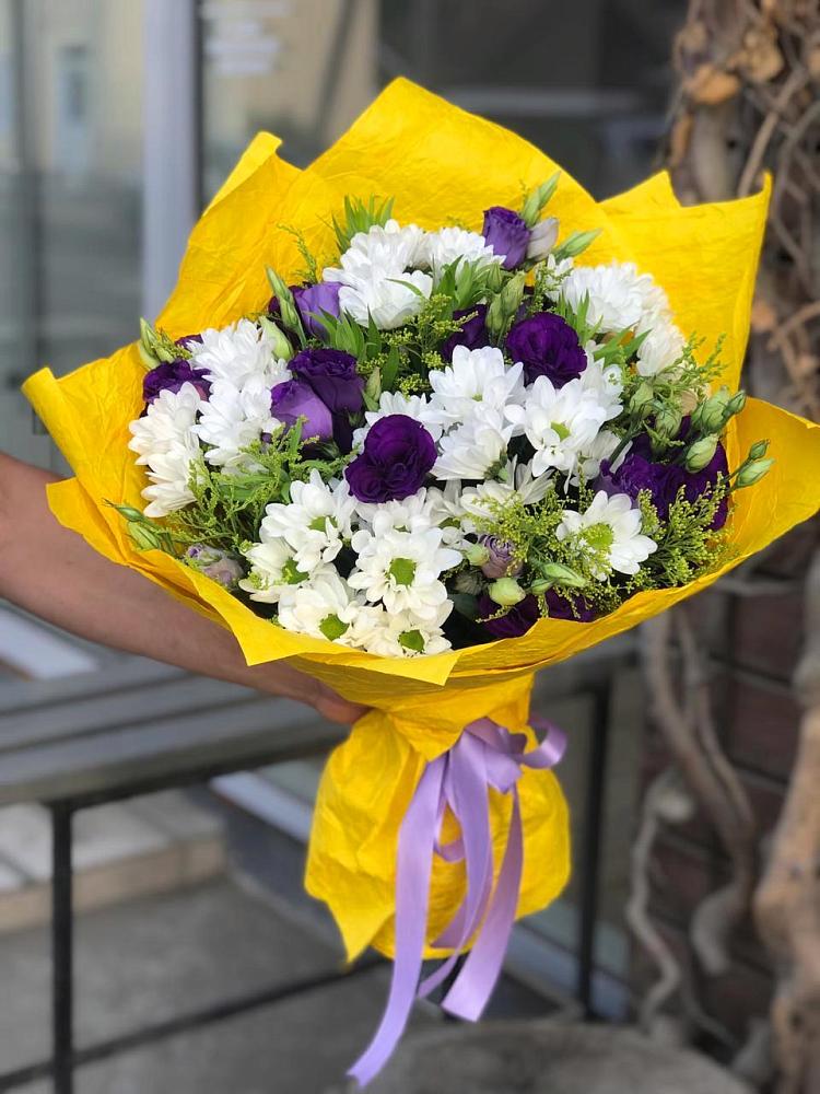 Букет цветов из: Ирисы, Хризантемы и Ромашки в Милославском