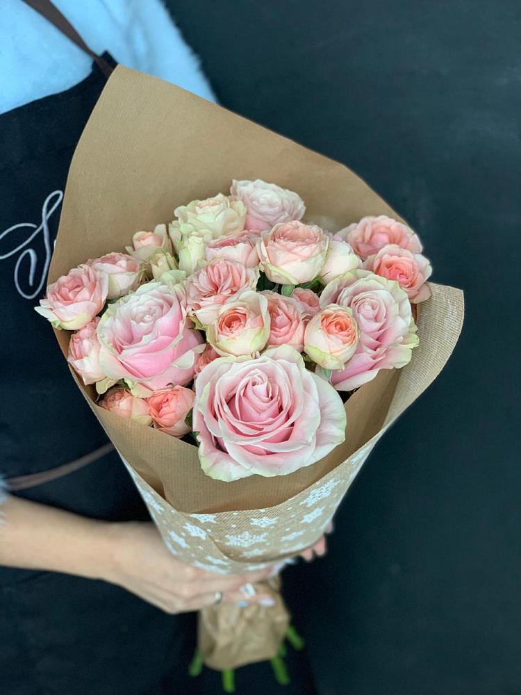 Букет цветов из: Хризантемы и Розы в Милославском