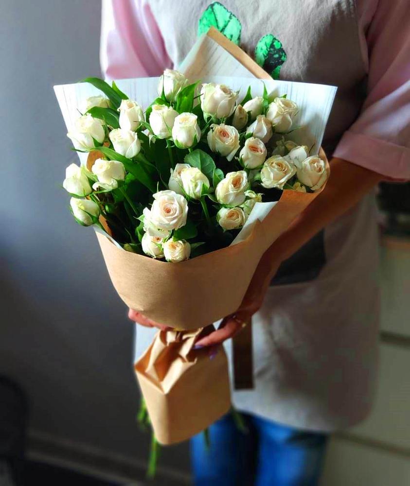 Букет цветов из: Розы в Милославском