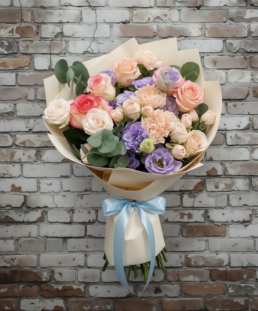 Букет цветов из: Розы, Лизиантусы и Гвоздики в Милославском