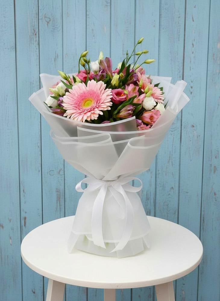 Букет цветов из: Герберы, Альстромерии и Лизиантусы в Милославском