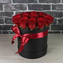 Цветочная композиция из Розы в шляпной коробке в Милославском