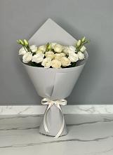 Букет цветов из:  Розы и Лизиантусы в Милославском